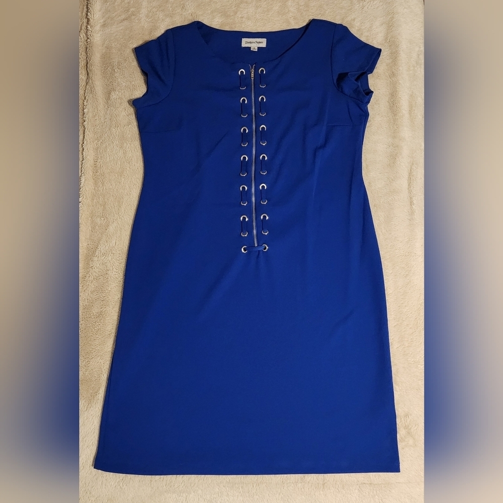 SHELBY &PALMER WOMEN'S SIZE 14 BLUE SLEEVELESS DREES.